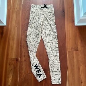 White fox boutique leggings